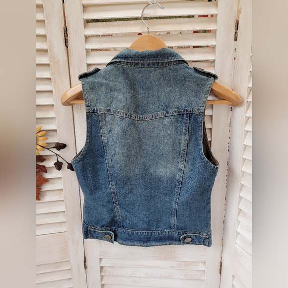 I Love Vest Size S - Picture 2 of 6